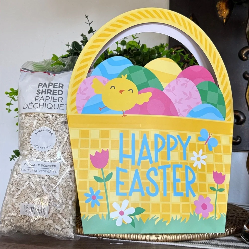 🆕American Greetings Easter “Basket” Gift Bag With Scented Shredded Paper